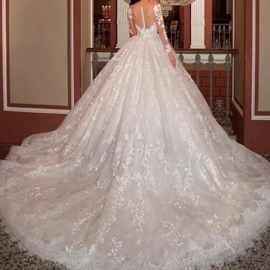 Wedding Gown Brand New - Classifieds | Qatarbuyandsell.com