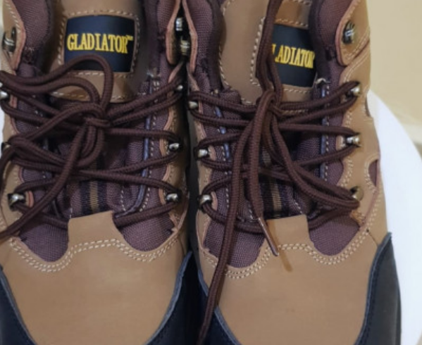 Gladiator safety clearance shoes