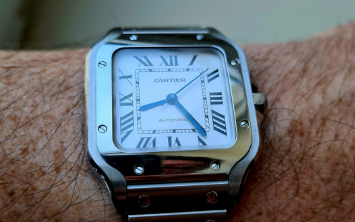 Cartier Santos Medium. Classifieds Qatarbuyandsell