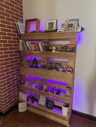 Handmade-shelve-1